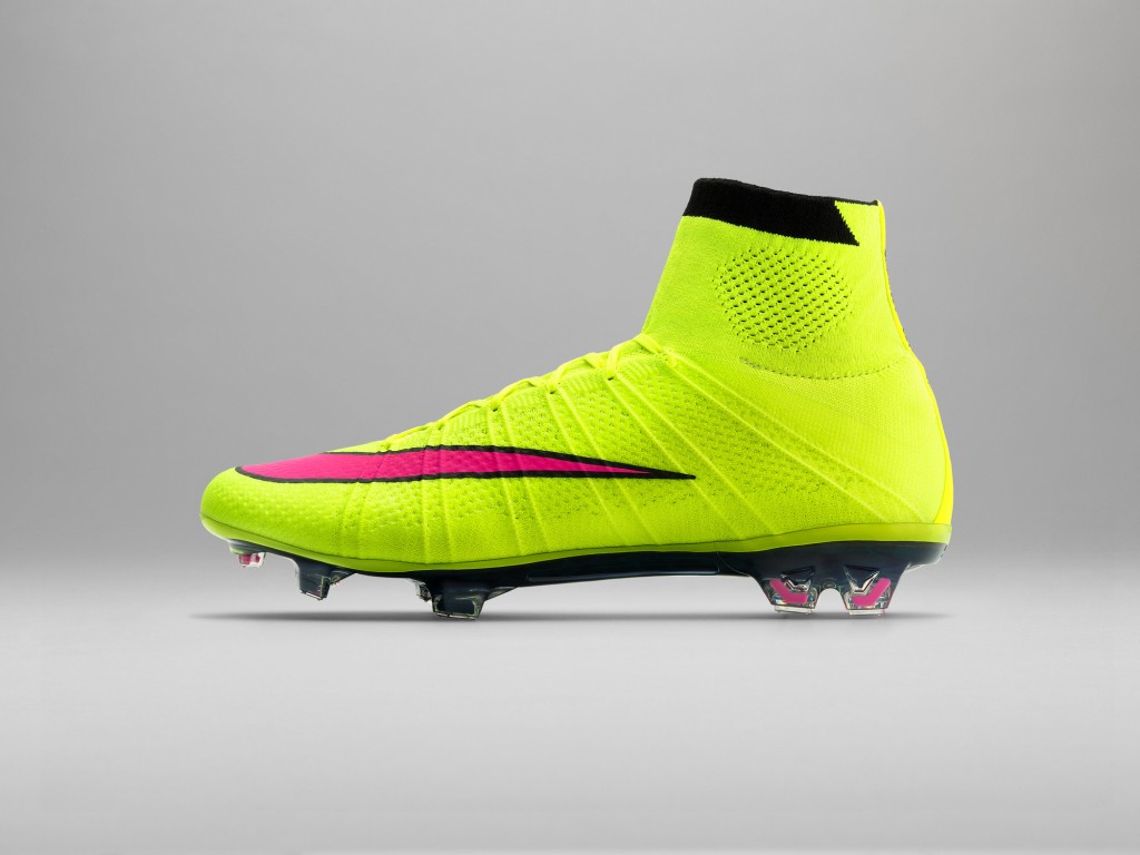 Sp15_FB_WE_4_Silo_Reverse_Pack_Mercurial_1_Outside_R_36959