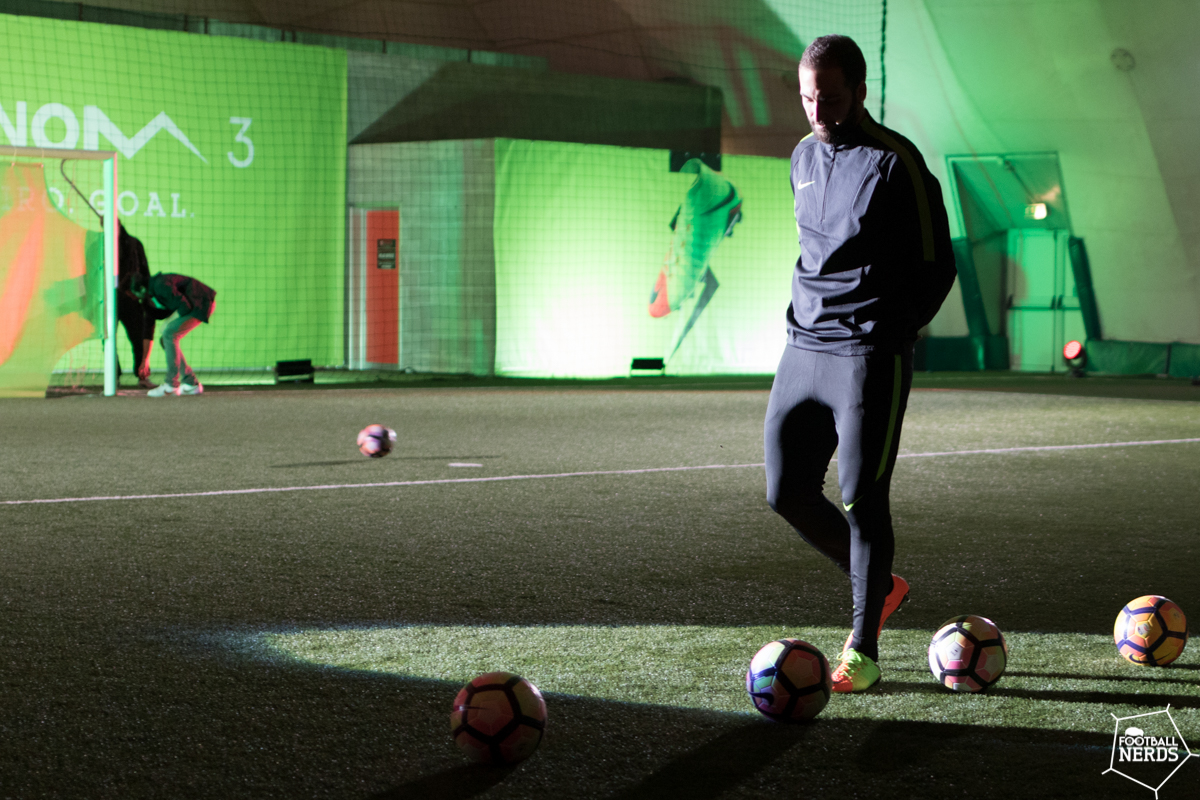 Nike Academy Higuain