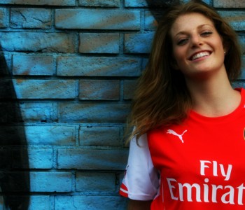 Isa e la nuova maglia Puma dell’Arsenal