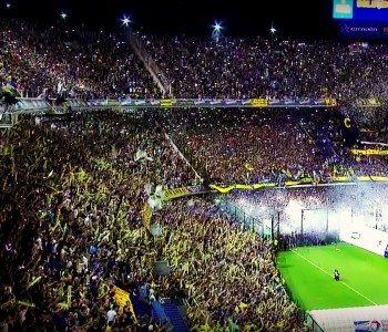 La Bombonera prima di <br> Boca Juniors-River Plate