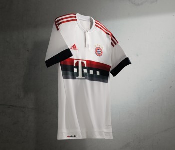 Adidas svela la seconda maglia del Bayern Monaco 2015/2016
