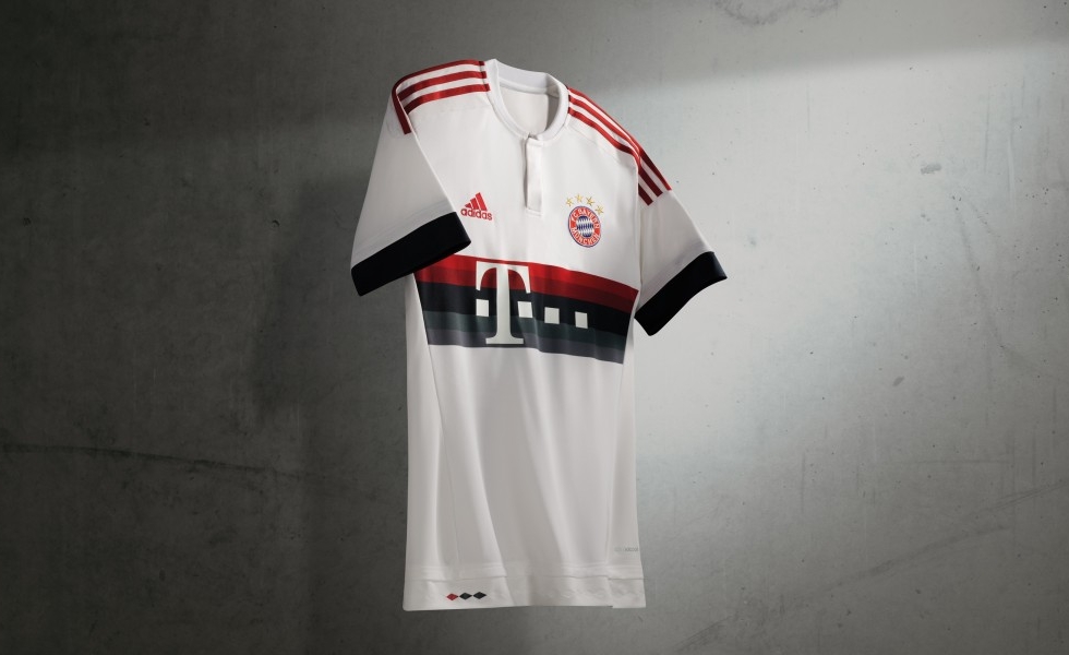 Adidas svela la seconda maglia del Bayern Monaco 2015/2016
