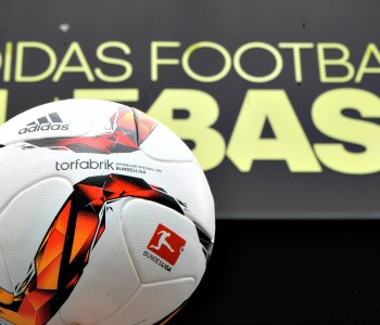 Adidas Torfabrik, il pallone della Bundesliga 2015/2016