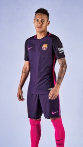 seconda maglia Barcellona 2016 17