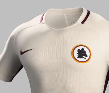 Nike svela la nuova maglia away della Roma
