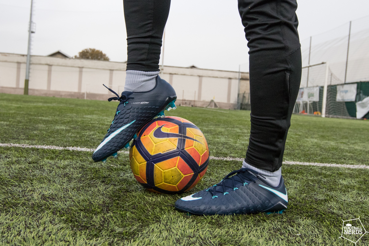 nike play ice hypervenom