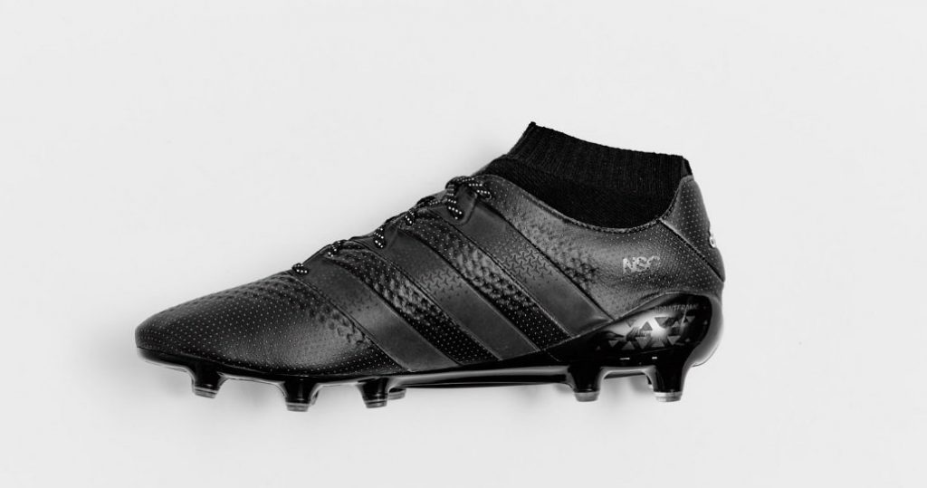 Ace 16 Primeknit Blackout