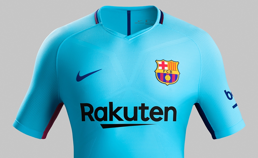 Nike presenta la maglia away del Barcellona 2017/18
