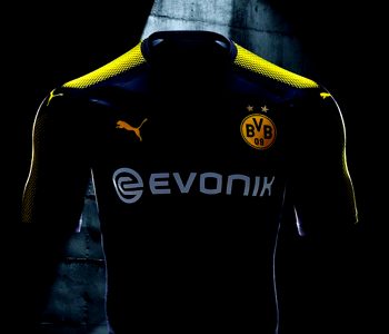 Borussia Dortmund, la maglia away è nera