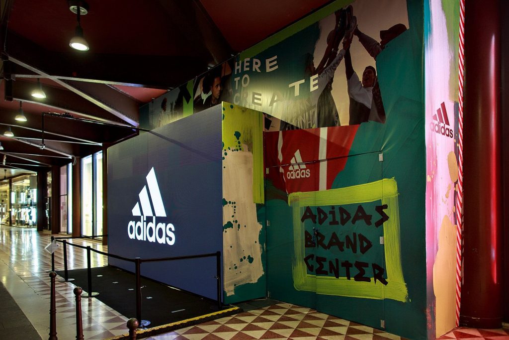 nuovo adidas store milano