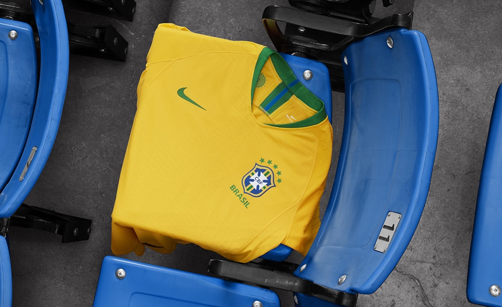 Nike, la maglia del Brasile per Russia 2018