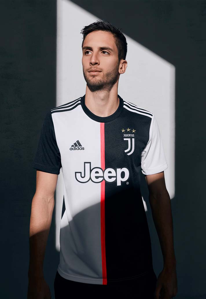 Le maglie della Juventus per la stagione 2019 2020
