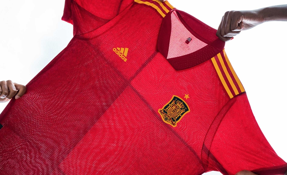 Le maglie Adidas della Spagna per EURO 2020