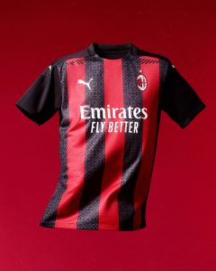 la nuova maglia rossonera del milan 2020-2021